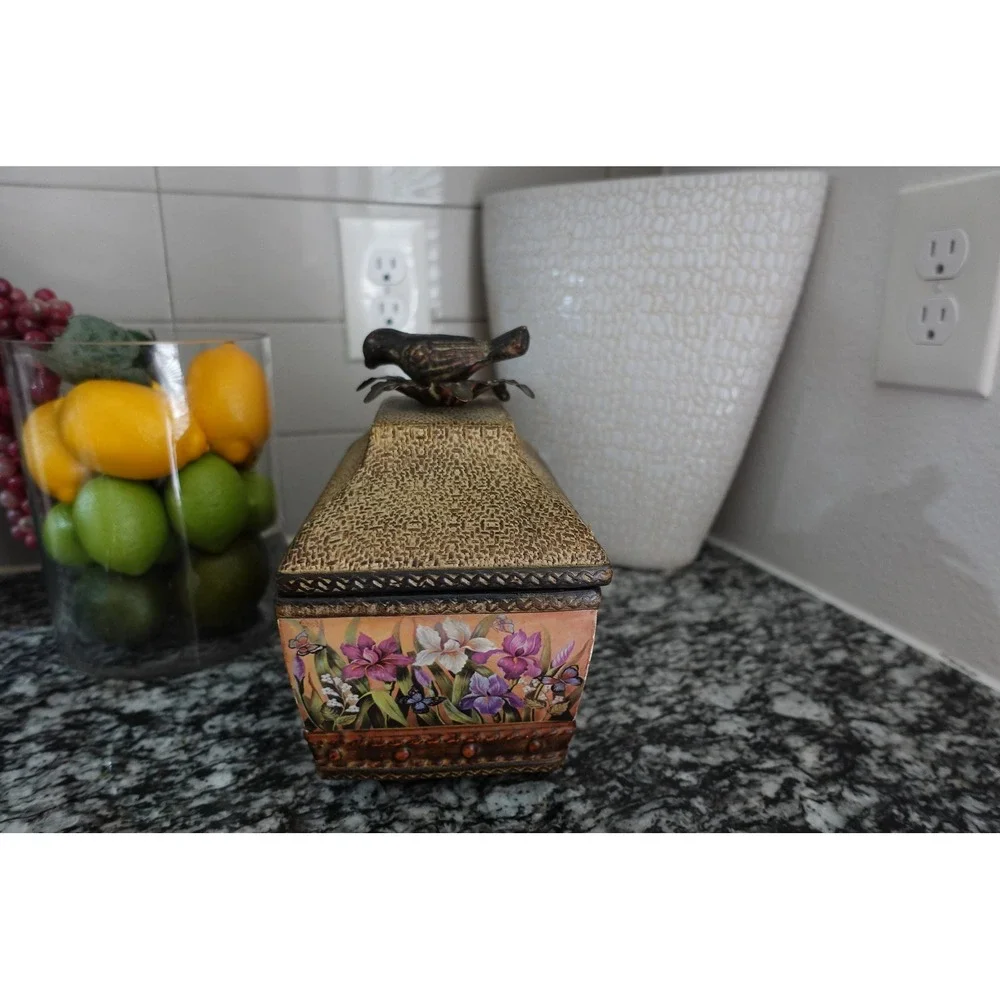 vintage woven‎ metal bird basket trinket storage with lid